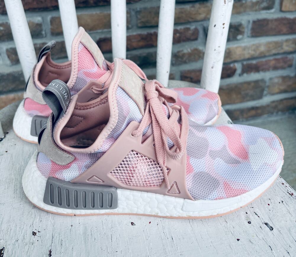 Women's Adidas NMD XR1 Sneakers, Pink Duck Camo, Size 8